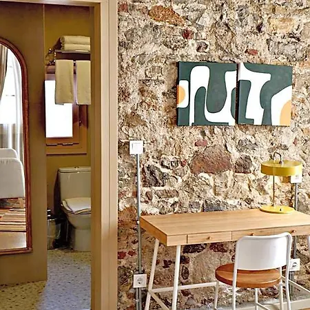 Bono Old Town 4* 이츠멜레르